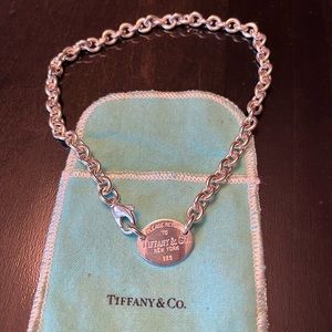 Tiffany’s & Co Return to me necklace, sterling silver 155, professionally polish